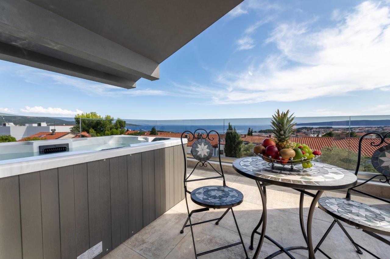 Luxury Villa Adria Apartments Krk Town Eksteriør billede