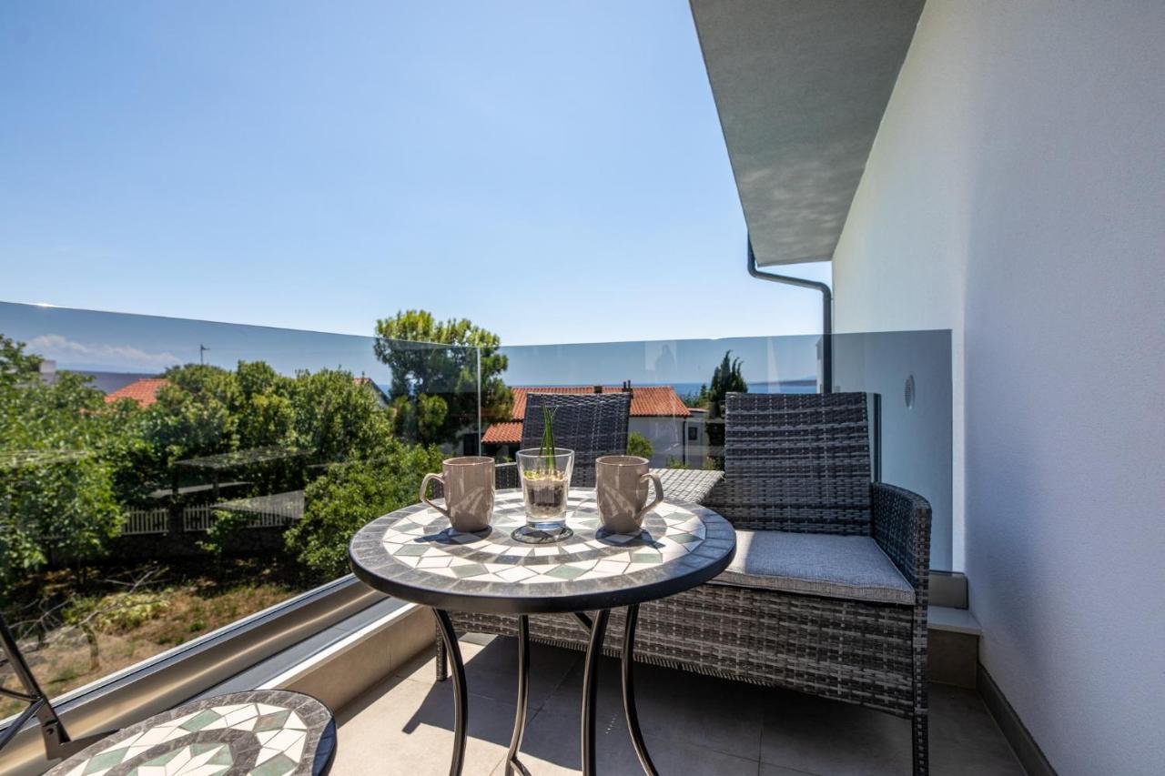 Luxury Villa Adria Apartments Krk Town Eksteriør billede