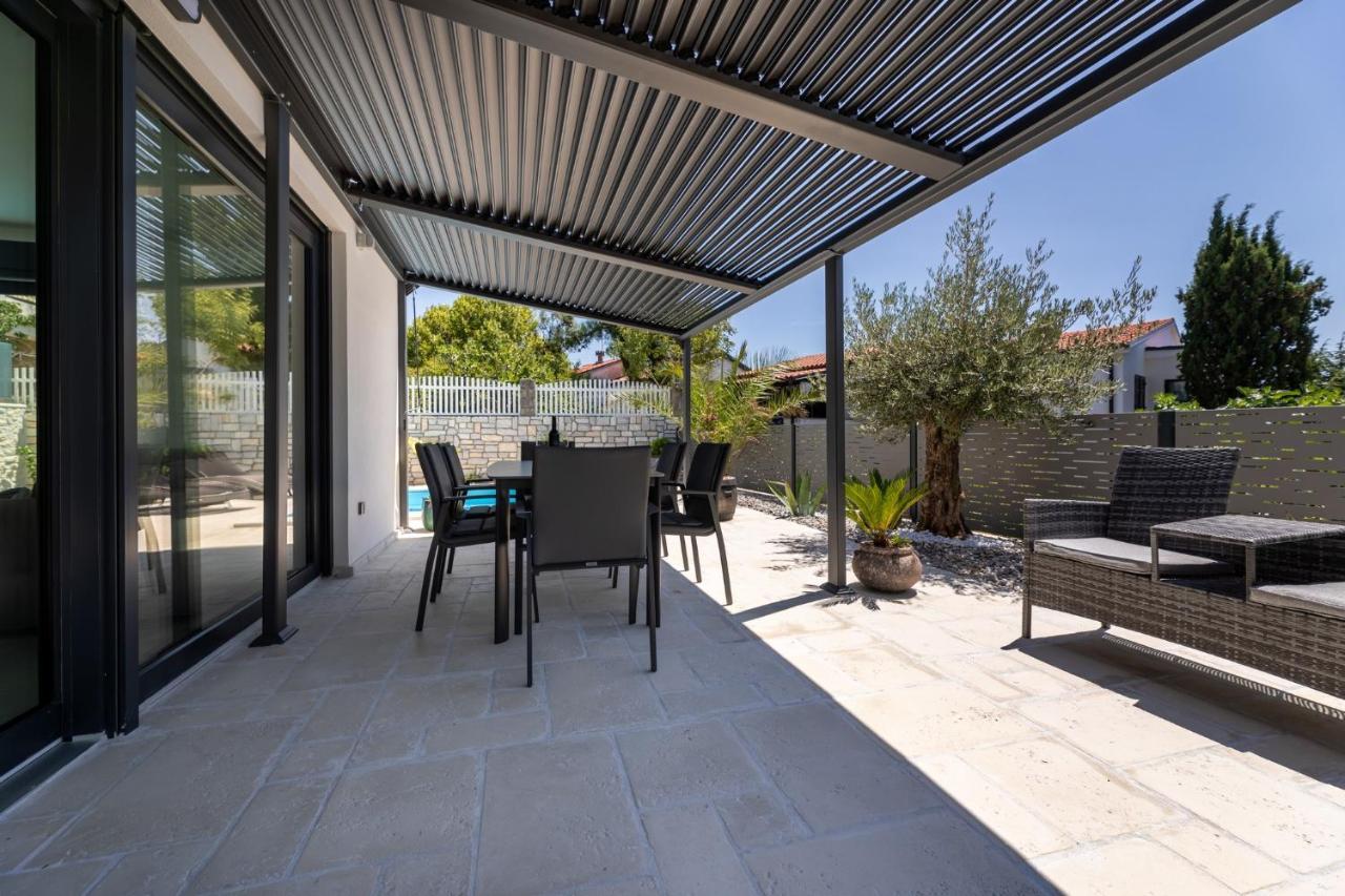 Luxury Villa Adria Apartments Krk Town Eksteriør billede