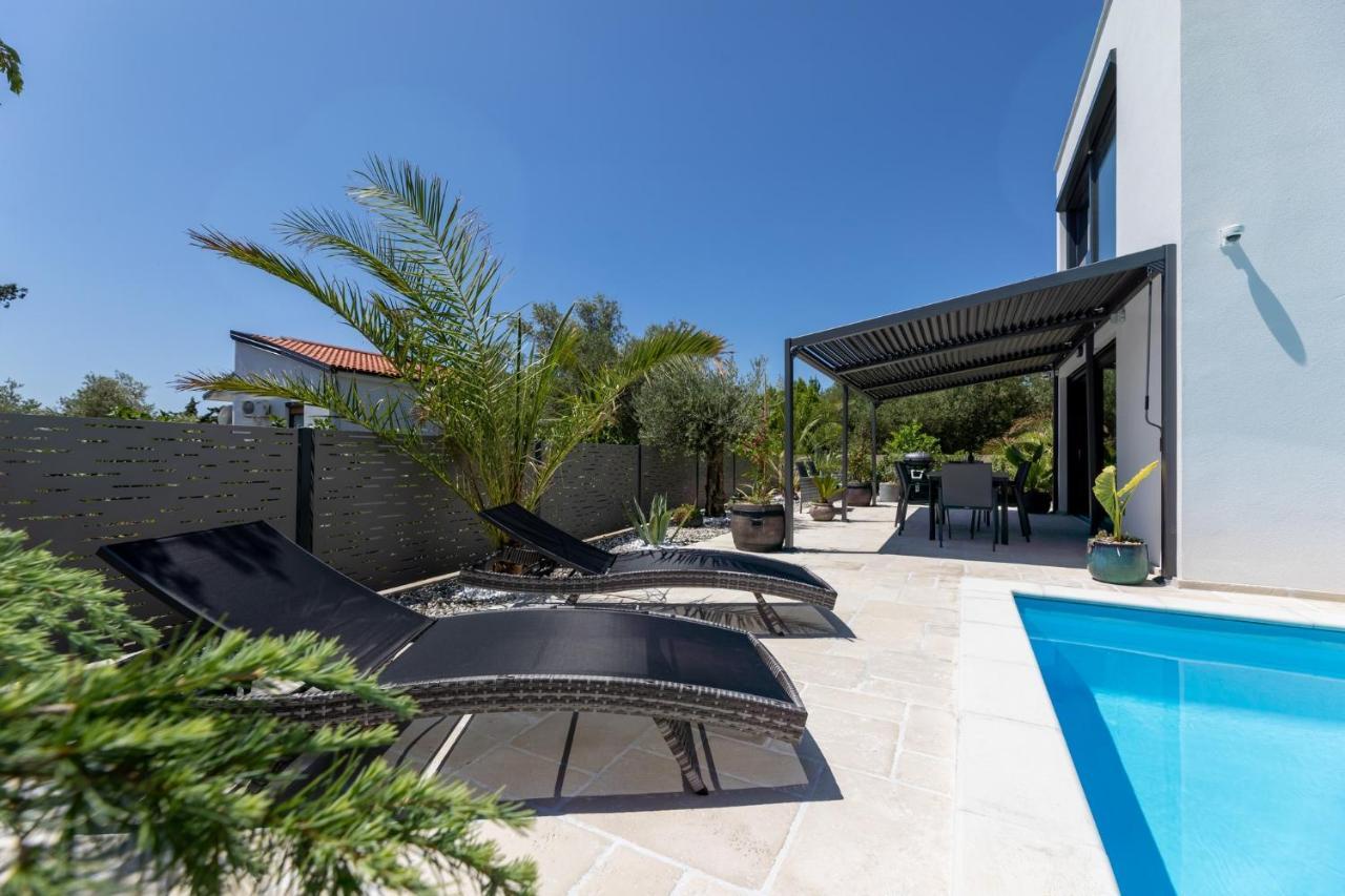 Luxury Villa Adria Apartments Krk Town Eksteriør billede