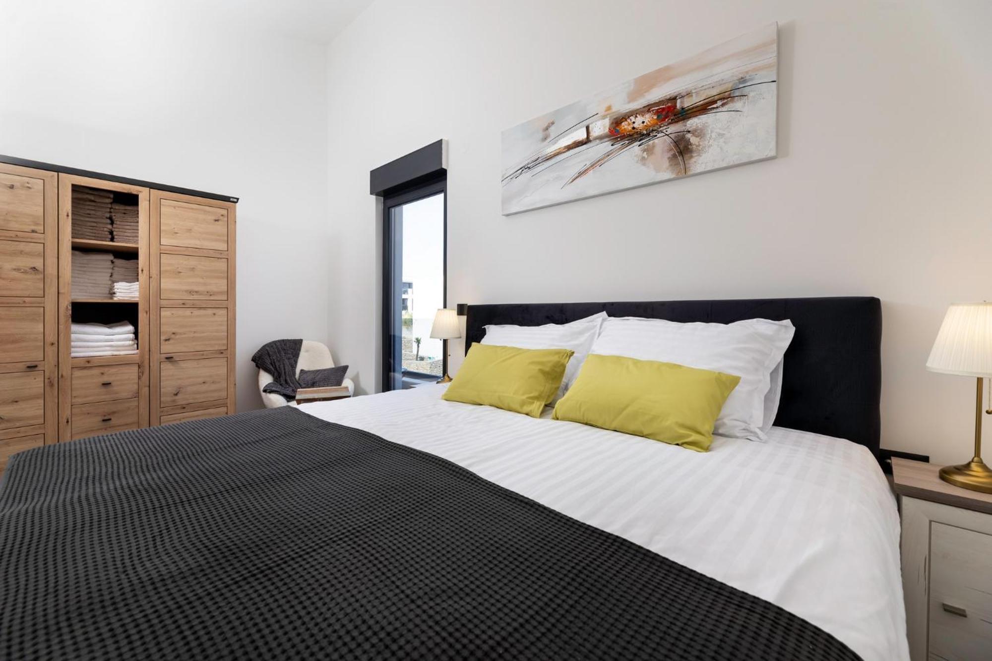 Luxury Villa Adria Apartments Krk Town Eksteriør billede