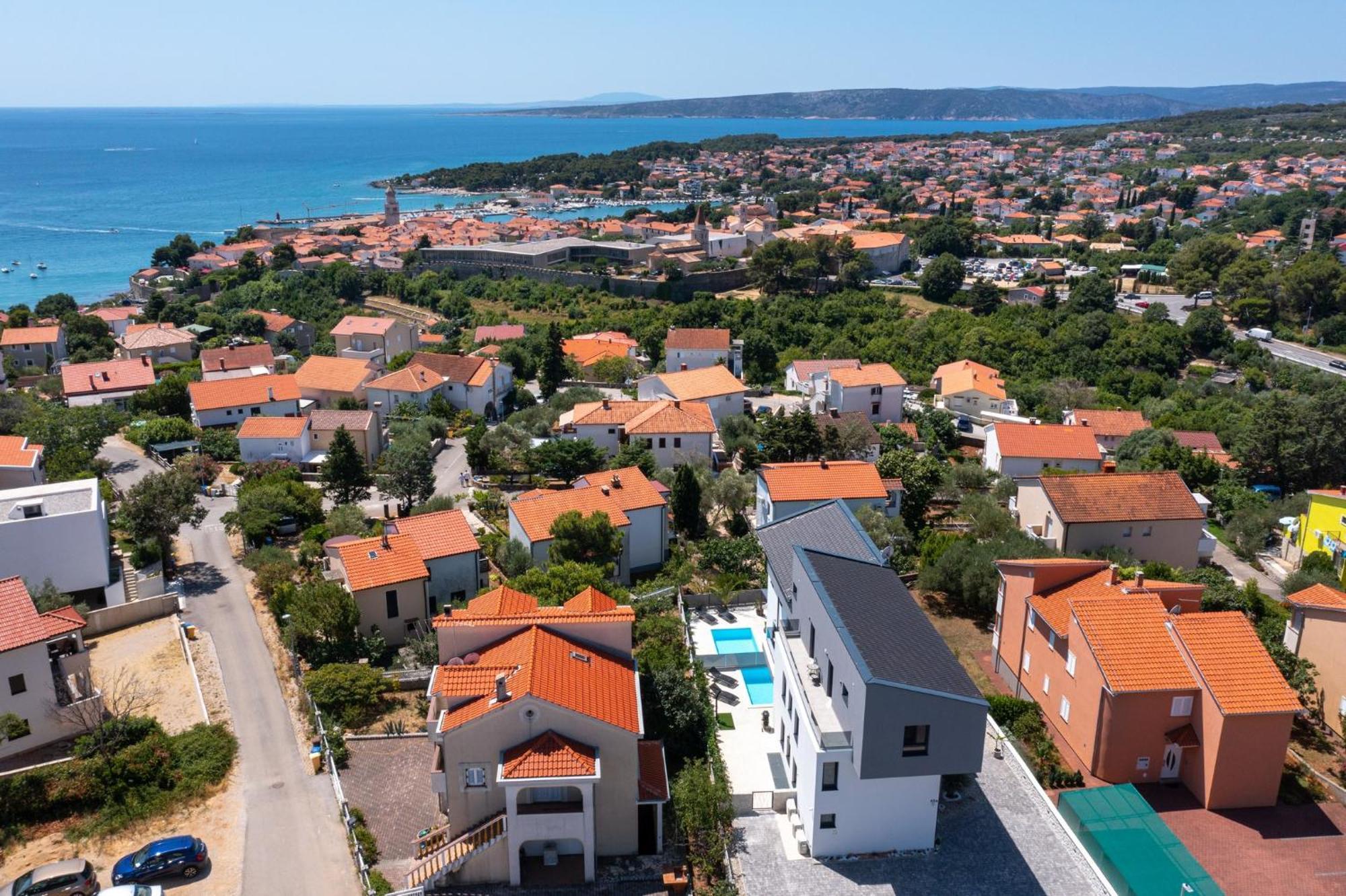 Luxury Villa Adria Apartments Krk Town Eksteriør billede
