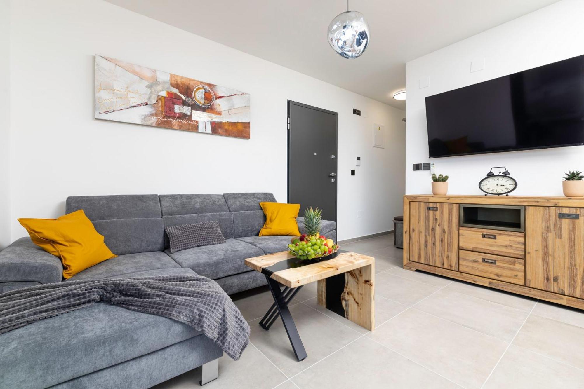 Luxury Villa Adria Apartments Krk Town Eksteriør billede
