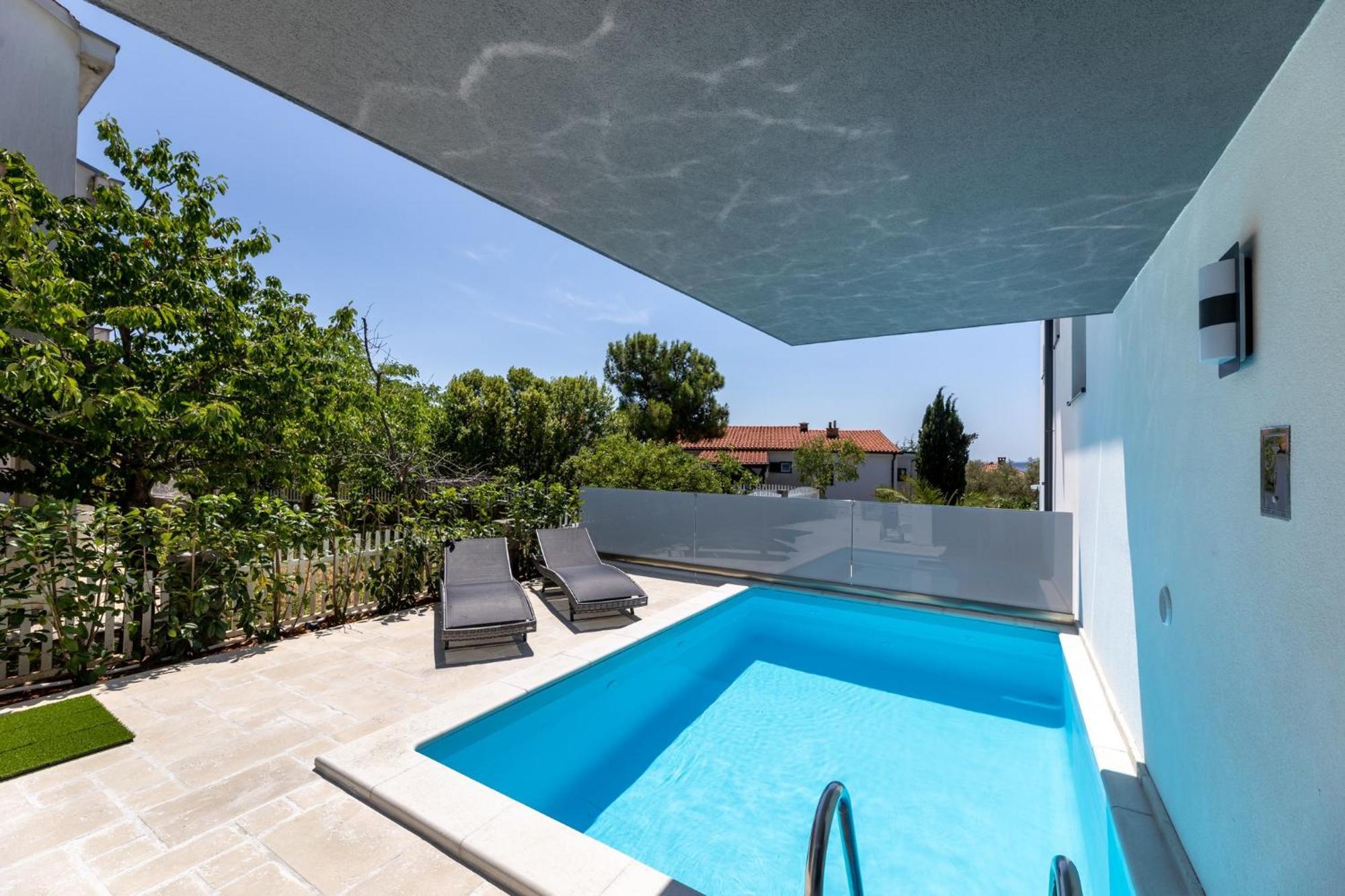Luxury Villa Adria Apartments Krk Town Eksteriør billede